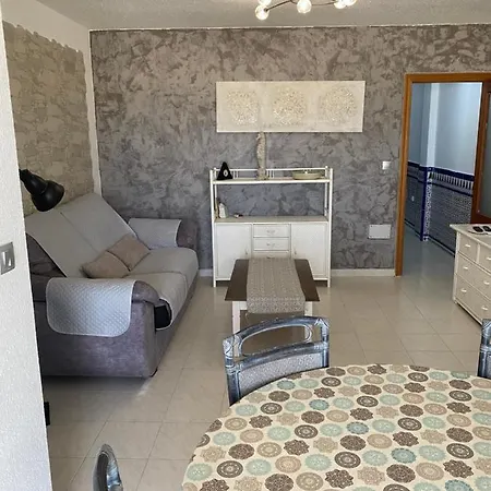 Andalucia - Sea View, Beach, Marina, Lift & Free Parking *