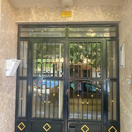 Andalucia - Sea View, Beach, Marina, Lift & Free Parking 公寓 加鲁查